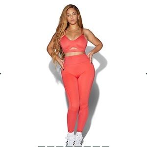 IVY PARK Coral Cut Out Bra